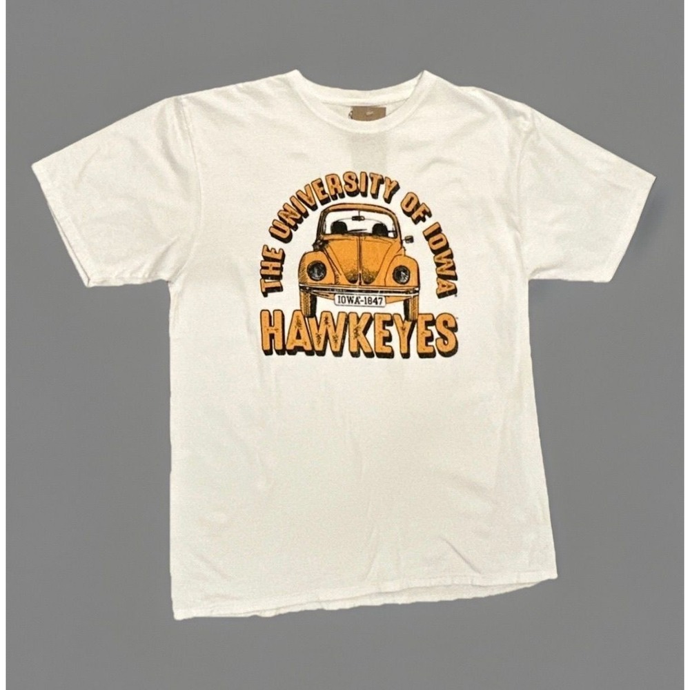 Iowa Hawkeyes Volkswagen Bug T-Shirt - Blue 84 - Men's Large **NEW WITH TAGS**